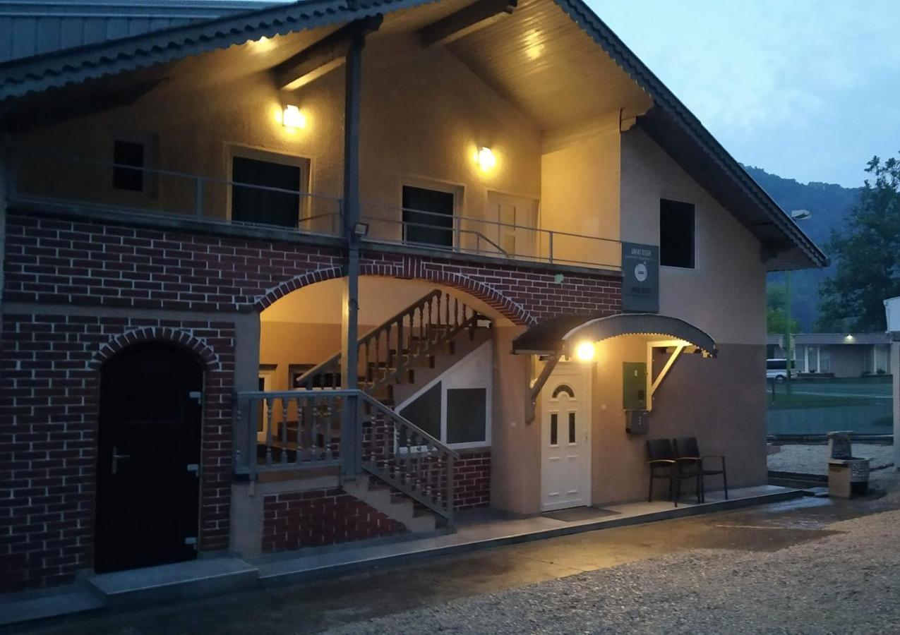 Apartmani Unski Biser Cazin Buitenkant foto